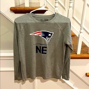 Under Armour Boys Gray New England Patriots Long Sleeve T